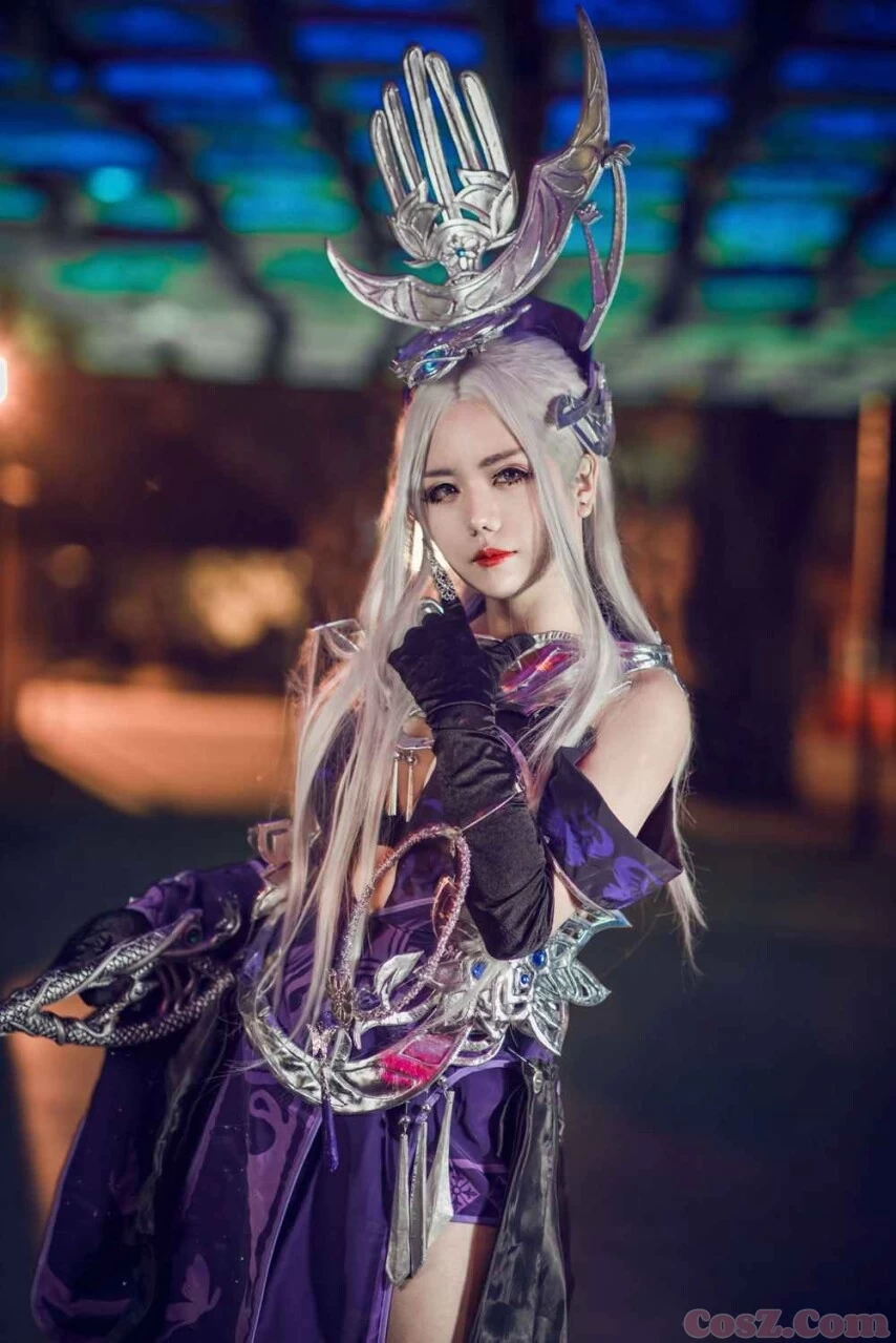 这么妖艳的秦风毒姐你见过没？