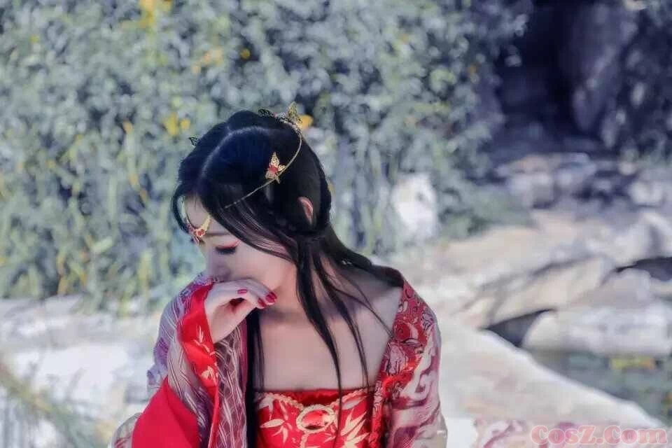 姑娘荒山野岭的是谁送给你的糖葫芦