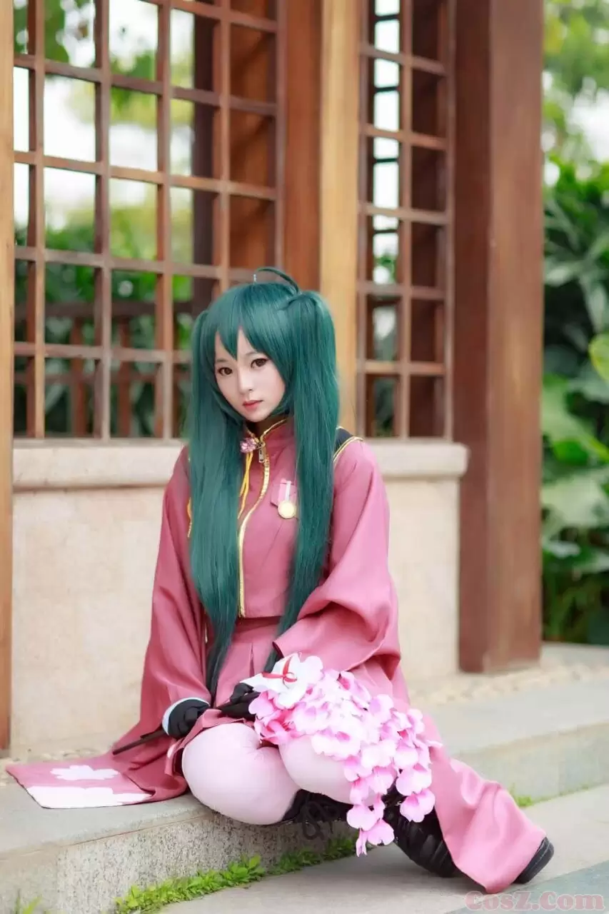 《C站·第274期》这样的黑丝女仆约你去游乐场去么？