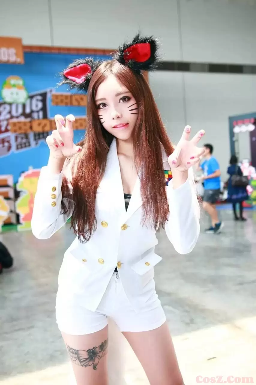 《C站·第33期》魅力冻人的舰长制服小可爱