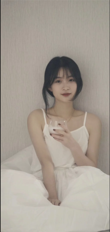 清纯少女瑜伽裤