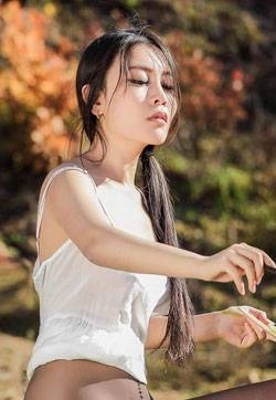 优雅美胸模特张茜茹小茹的美丝之旅高清mm写真集图片大全