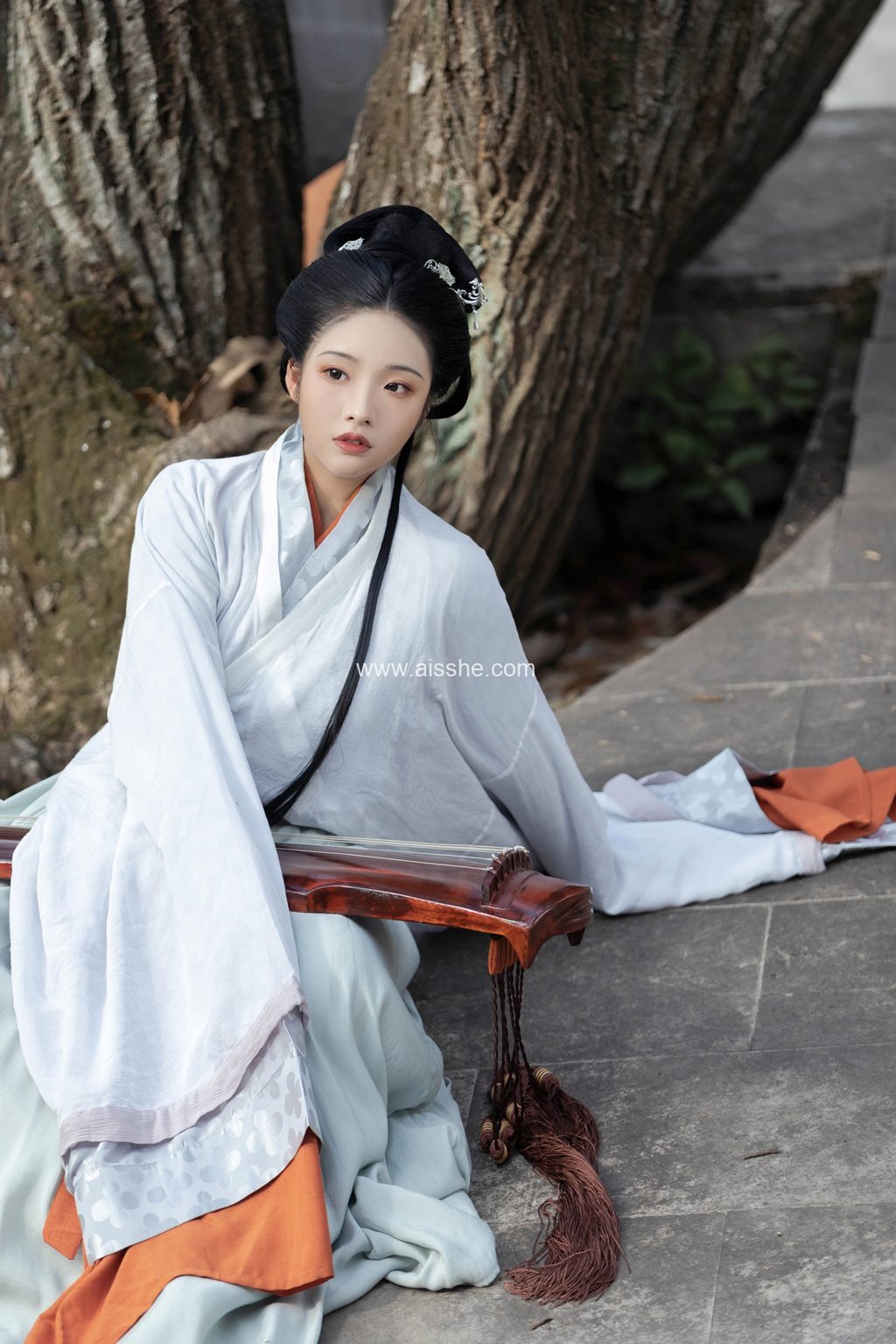 [YITUYU艺图语]2023.04.06 琴君可听 姿姿