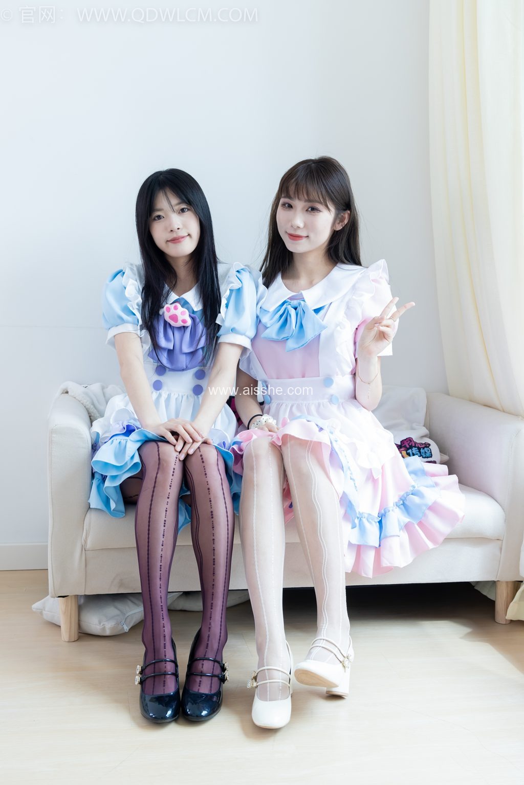 勿恋传媒 NO.2400 茯苓&泡泡-姐妹花