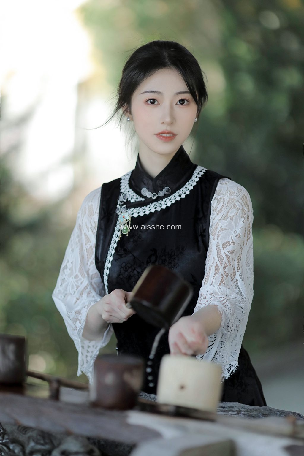 [YITUYU艺图语]2023.03.25 玉兰花 粉面姑娘