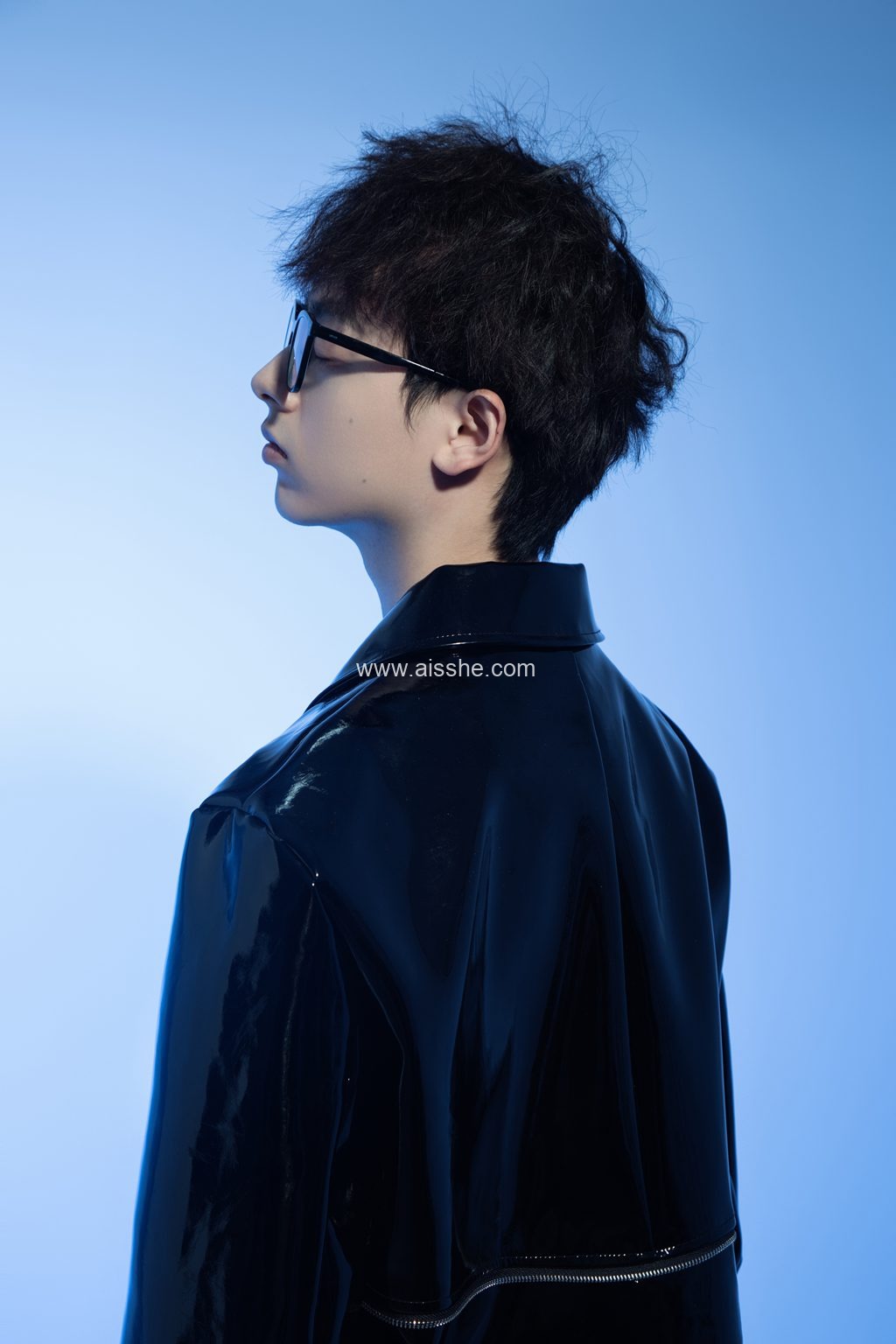 [YITUYU艺图语]2023.03.22 蓝与黑 古娜拉黑暗佩奇