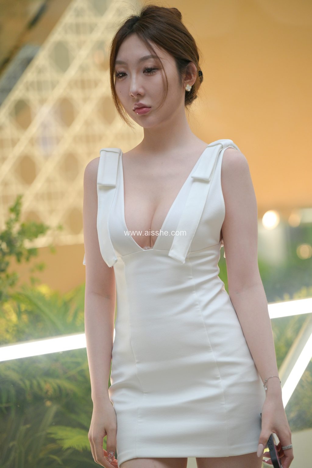 精选街拍作品 NO.2657 冷艳气质白裙美女2