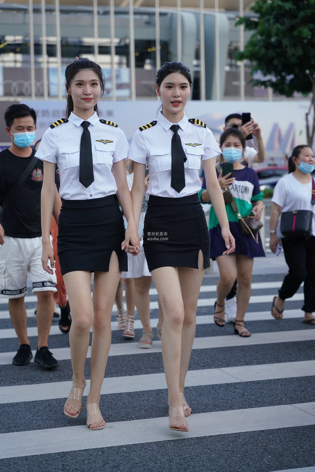 精选街拍作品 NO.2325 制服小姐姐2