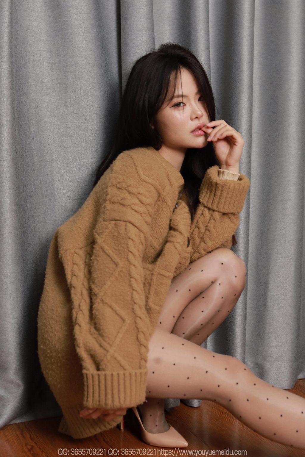 [IESS异思趣向] 2025.03.05 丝享家 1993 兔兔《吊带波点》