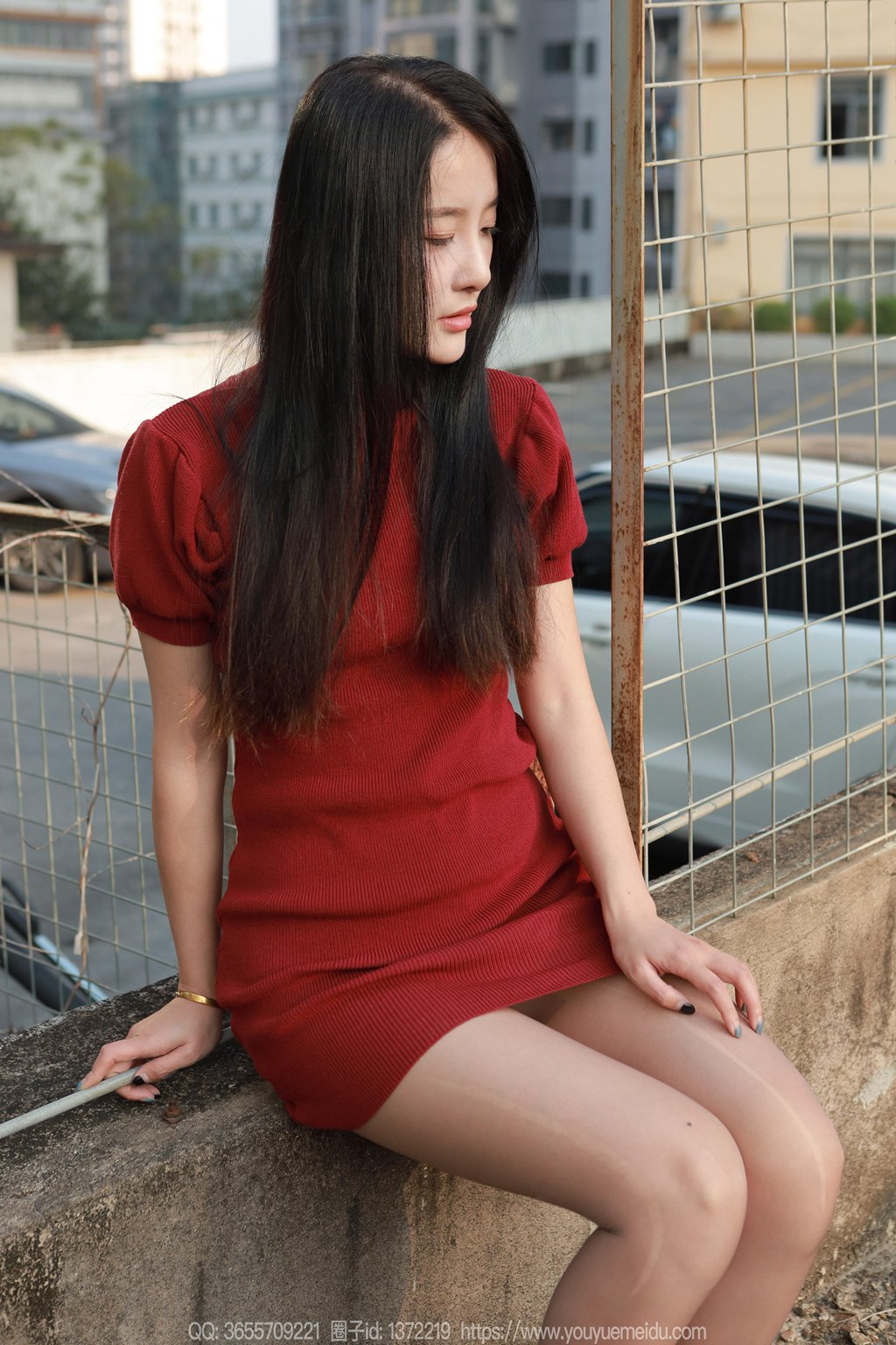 [IESS异思趣向] 2025.02.09 丝享家 1972 婉萍《西红柿（上）》