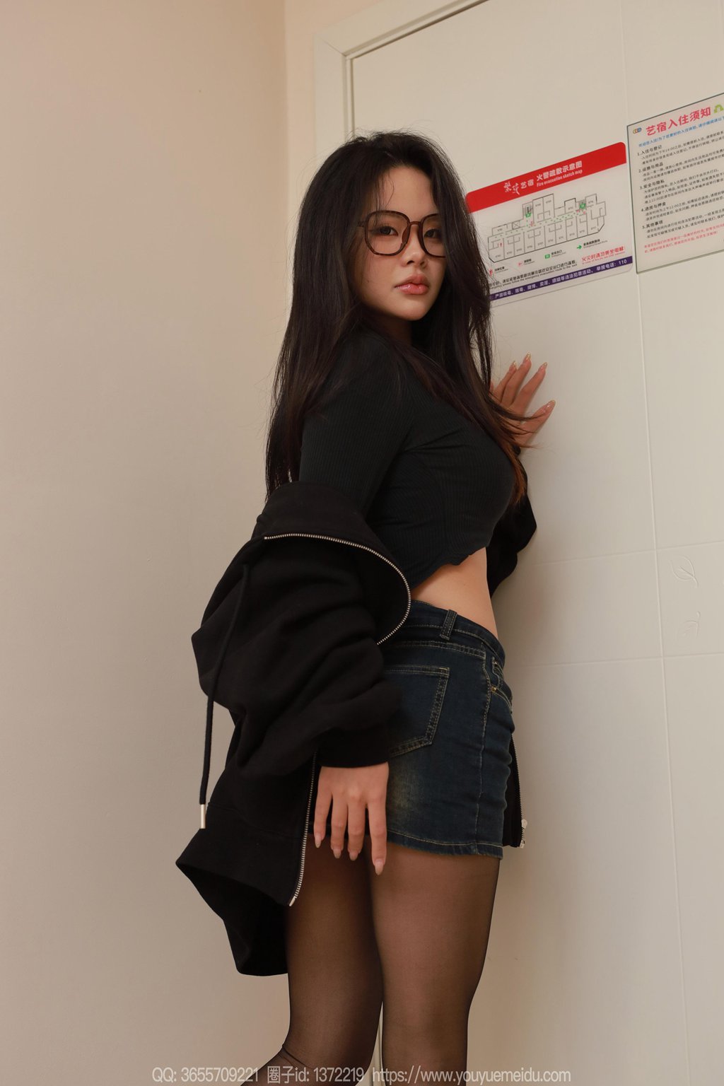 [IESS异思趣向] 2025.01.26 丝享家 1960 兔兔《嘿丝沙发》