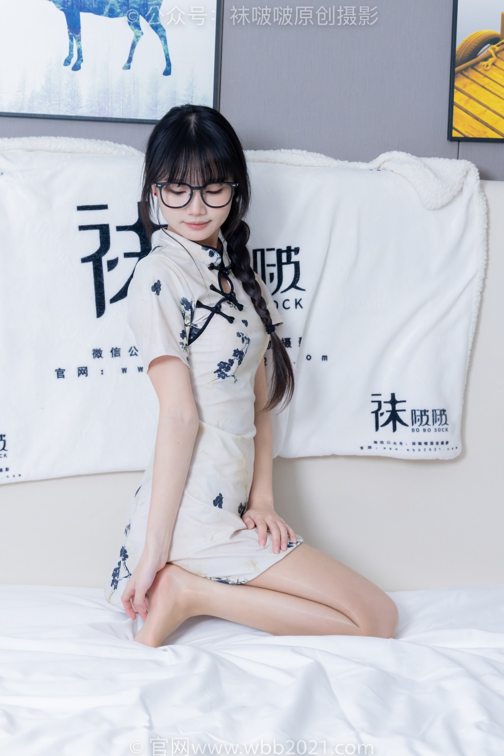 [BoBoSocks袜啵啵] NO.505 甜甜圈-低跟鞋、油亮肉丝（脚尖透明款）旗袍（花絮版）